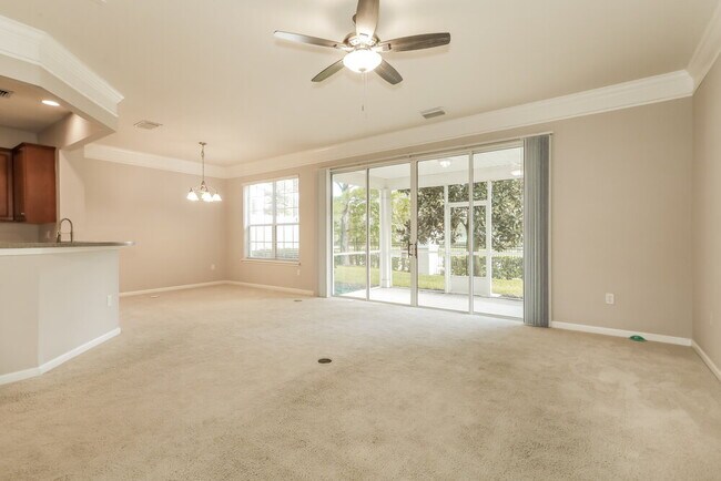 Building Photo - 6499 White Flower Ct