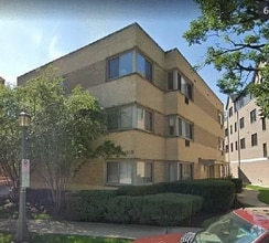 Building Photo - 1119 Greenleaf Ave