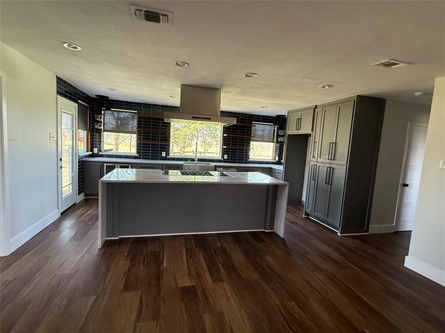 Foto del edificio - 2885-2862 FM