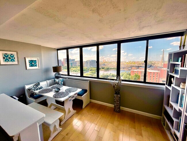 Foto del edificio - 10 Whittier Pl