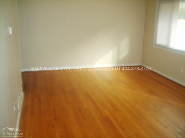 Building Photo - 2653 Connally Dr