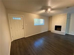 Building Photo - 1608 Parker Ln