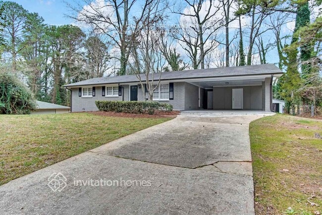 Building Photo - 391 Derbyshire Dr