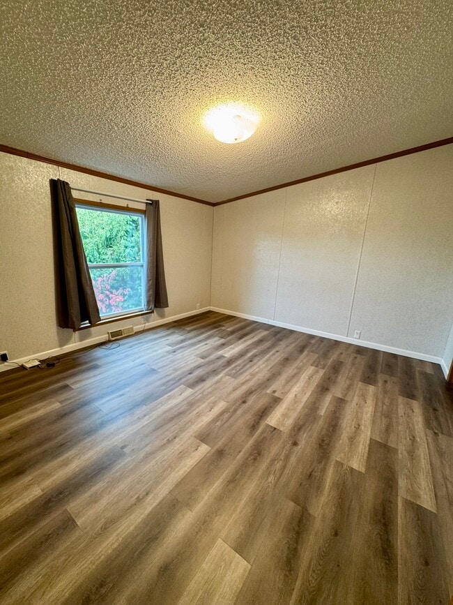 Foto del edificio - 14401 134th Ave W