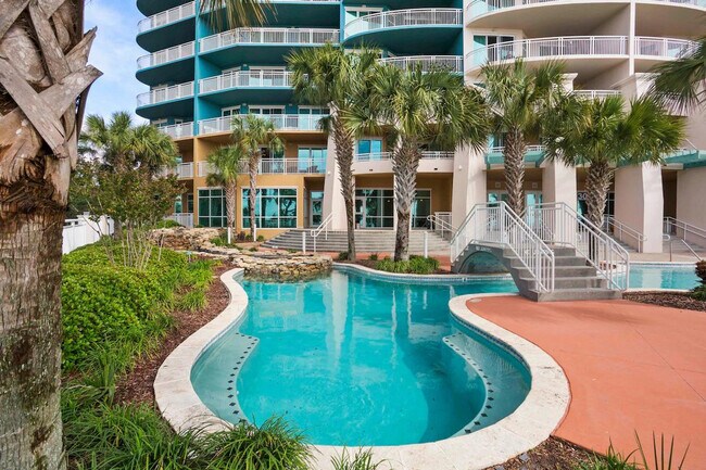 Foto del edificio - 2230 Beach Blvd