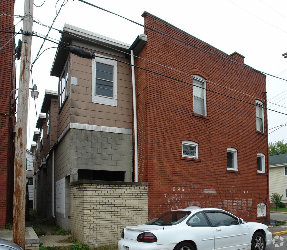 Building Photo - 1540 Dixie St