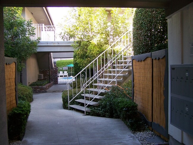 Main Entrance - 1001 Arcadia Ave