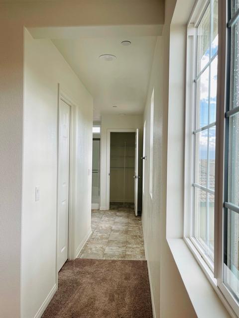 Building Photo - 3338 S Myrtle Dr