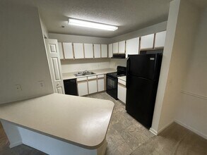 Interior Photo - Wesley Hampstead Apartments at Douglasville