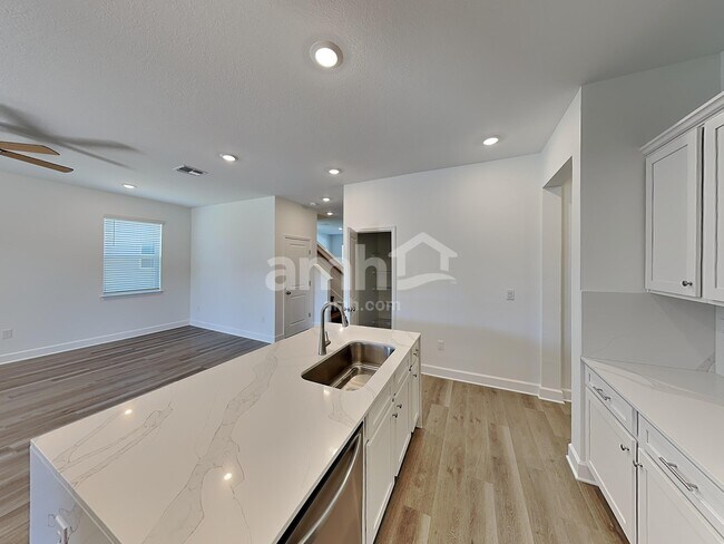 Foto del edificio - 3013 20th Ave W