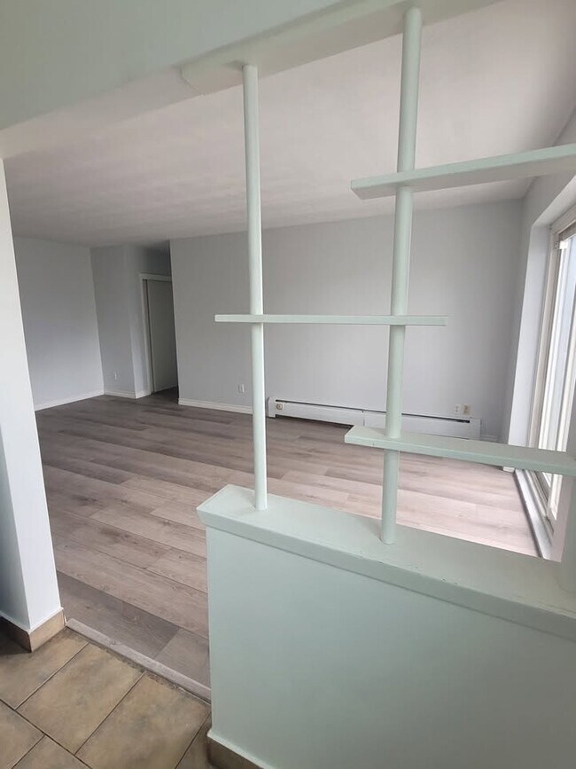 Photo du bâtiment - 16 Austin Dr