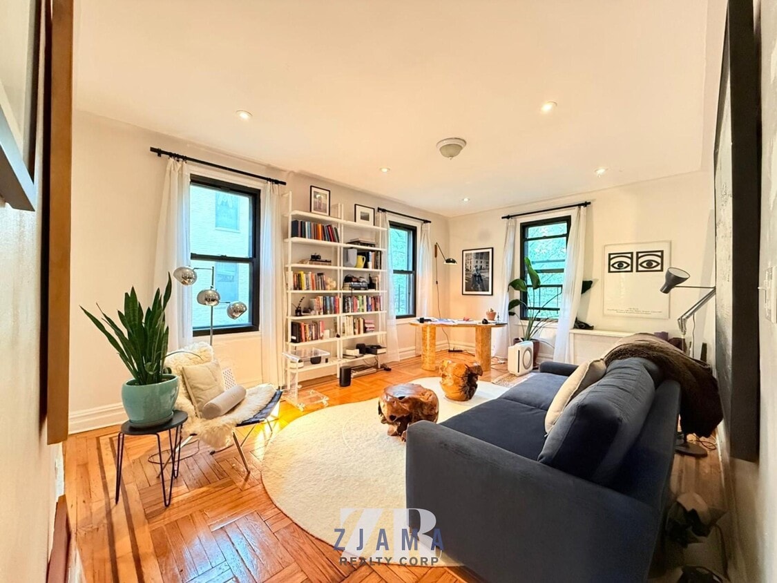 Primary Photo - 163 Ocean Ave