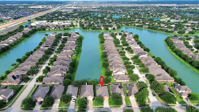 Building Photo - 11430 Elizabeth Brook Dr