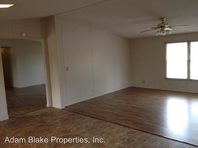 Foto del edificio - 3 br, 2 bath House - 7237 LONG ISLAND RD