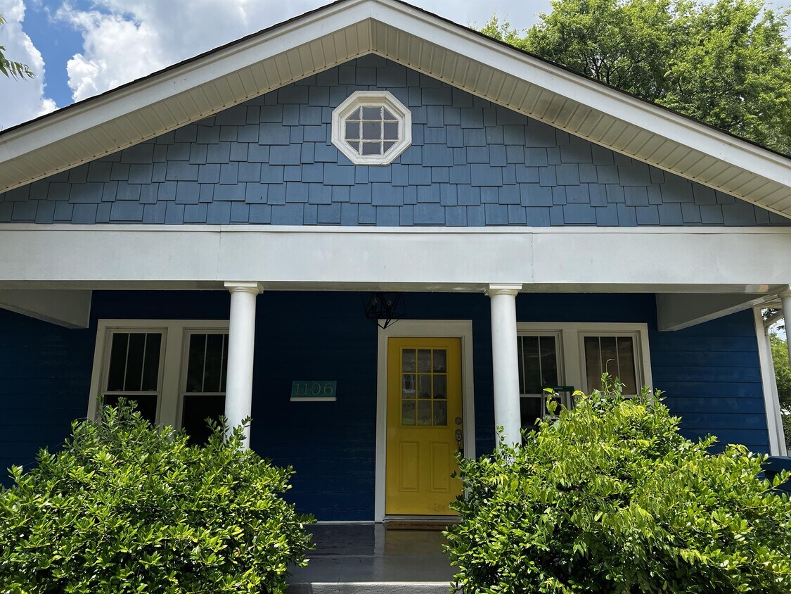 Primary Photo - 1106 Pennock Ave