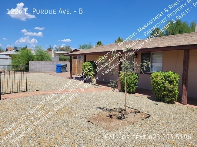 Building Photo - 3 Bed/1 Bath ready for immediate move in!