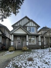 Building Photo - 14948-14960 60 Ave