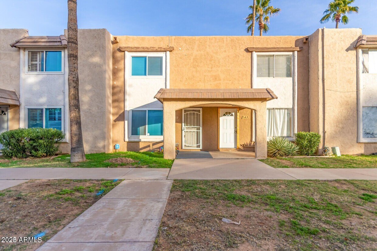 Foto principal - 7126 N 19th Ave