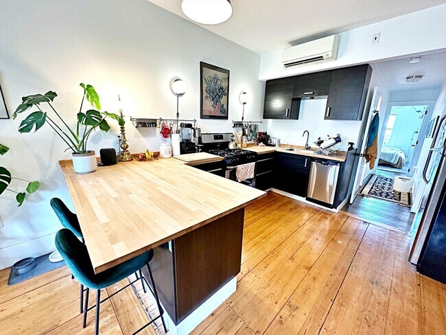 Foto del edificio - 264 Sumner St