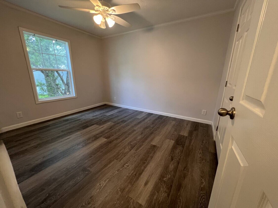 Foto principal - 5301 NE 27th Ave