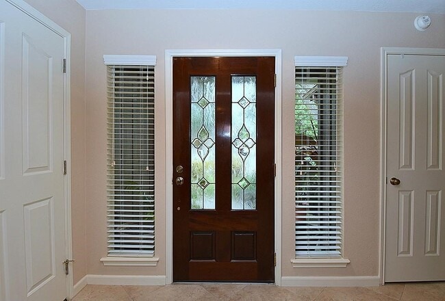 Foto del edificio - 1126 Western Springs Dr