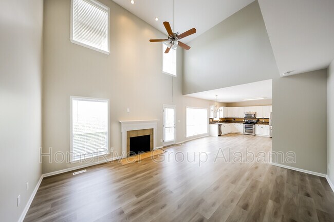 Building Photo - 268 Bentmoor Ln