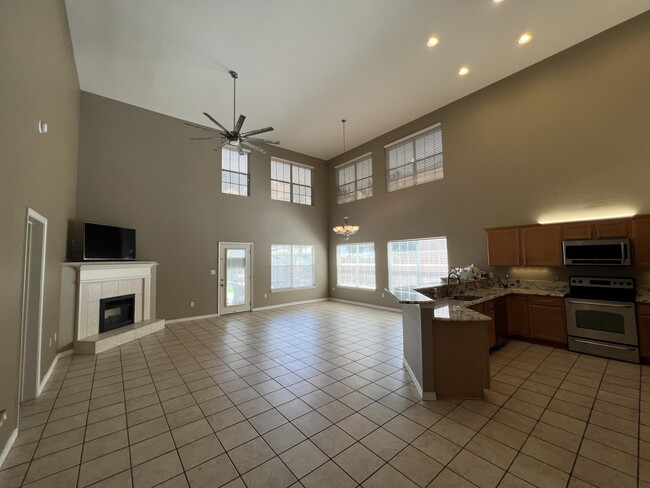 Foto del edificio - 597 Loblolly Bay Dr