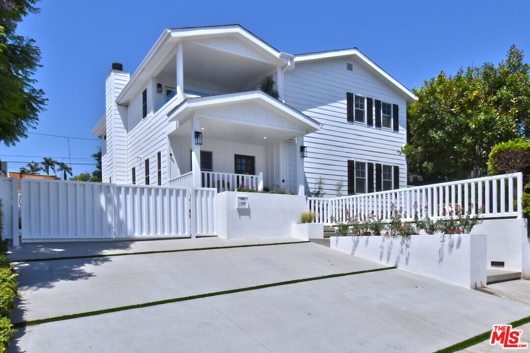 Foto principal - 3517 Inglewood Blvd
