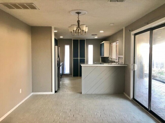 Foto del edificio - 5318 NW Rotherwood, Lawton, OK
