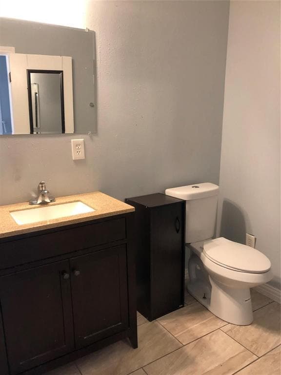 1360 Fish Hatchery Rd Unit B, Huntsville, TX 77320 Room for Rent in