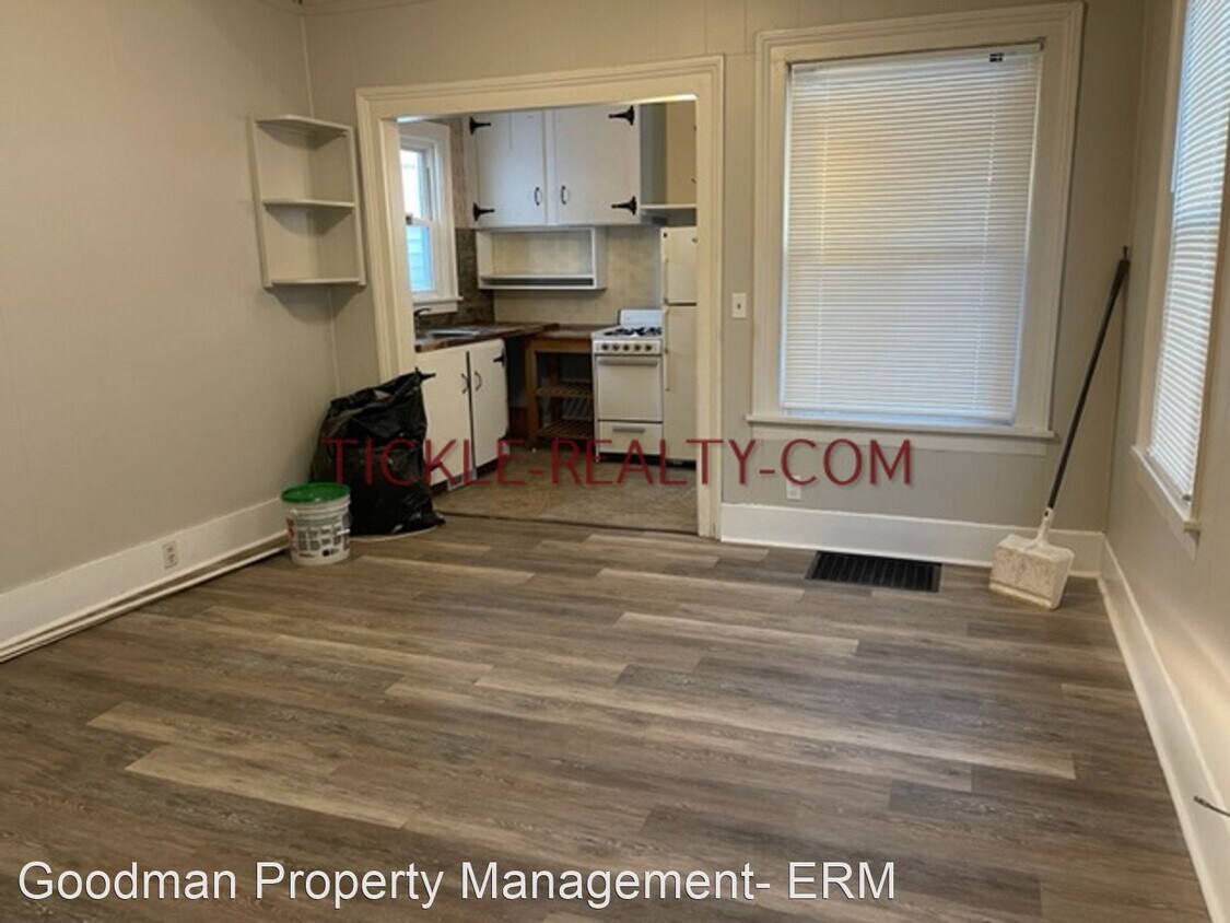 Foto principal - 1 br, 1 bath House - 233 S Goodman St