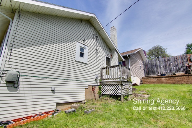 Building Photo - 680 Hamilton St
