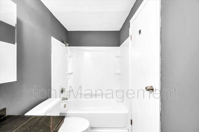 Building Photo - 78 Shepards Knoll Dr