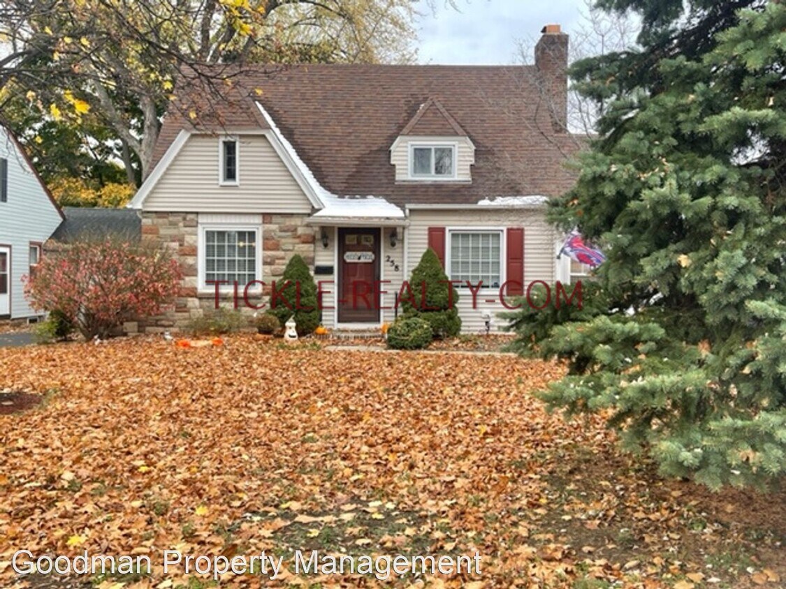 Primary Photo - 3 br, 1 bath House - 258 Thorncliffe Drive