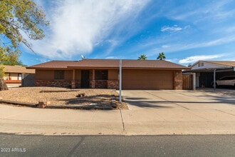 Building Photo - 1512 W Estrella Dr