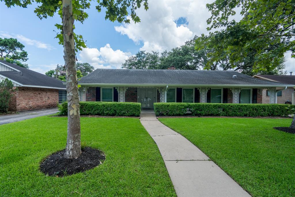 9214 Riddlewood Ln, Houston, TX 77025 House Rental in Houston, TX