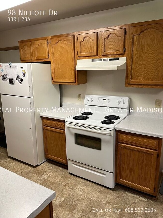 Building Photo - 98 Niehoff Dr
