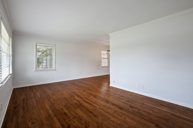Foto del edificio - 2800 Dupree Road SW
