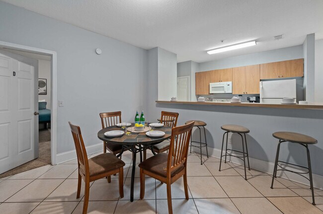 Building Photo - 5650 Graduate Cir
