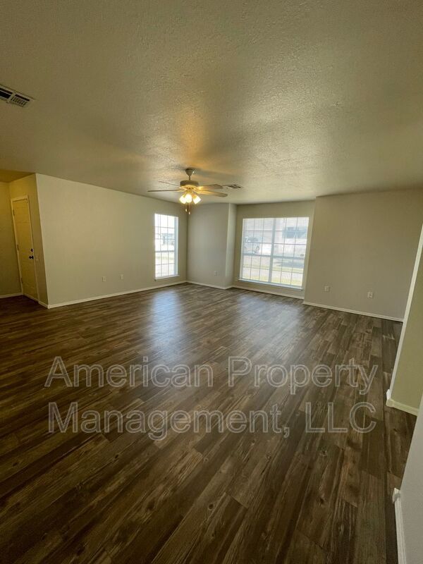 Foto del edificio - 12946 E 31st Ct