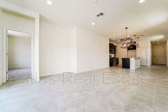 Foto del edificio - 10689 W Dickerson Dr