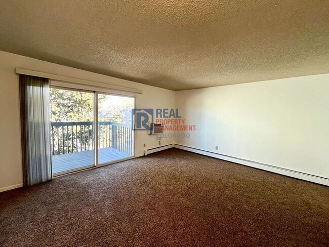 Building Photo - 5034 El Camino Dr