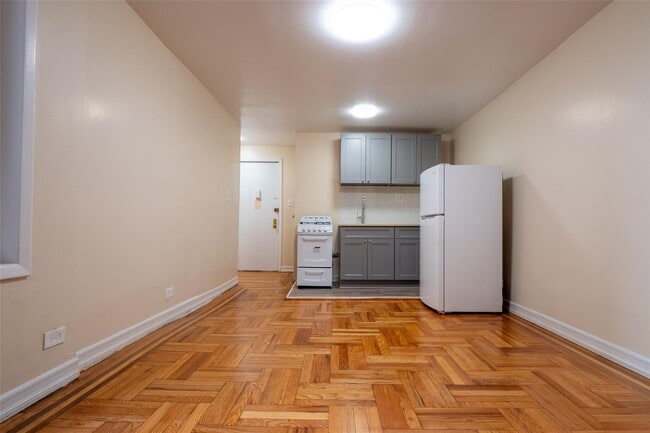 Foto del edificio - 34-58-58 90th St