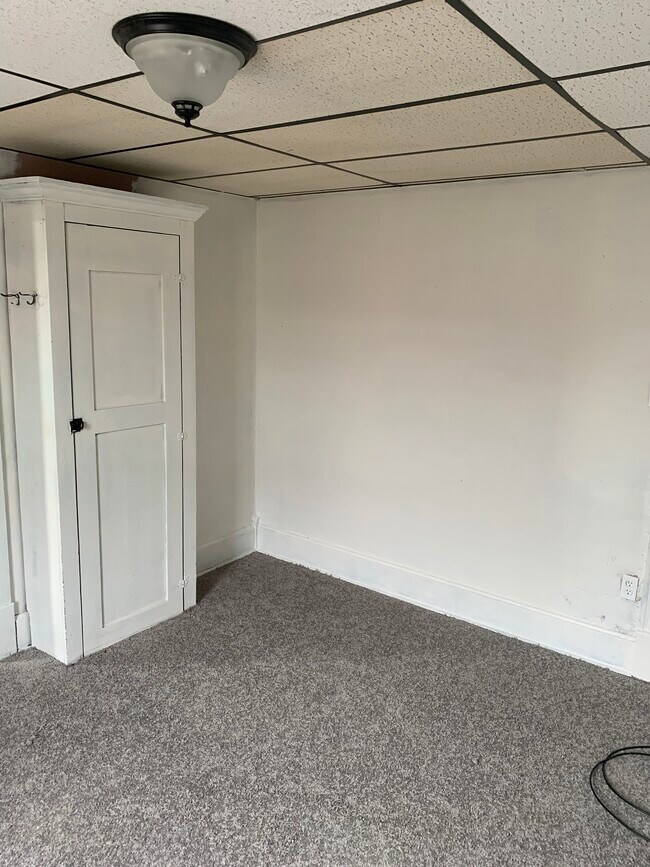 101 Powell Ave Unit 4, Cresson, PA 16630 Apartments in Cresson, PA