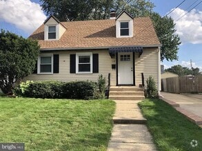 Building Photo - 116 Smith Ln