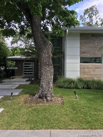 Foto del edificio - 79 Shore Dr W