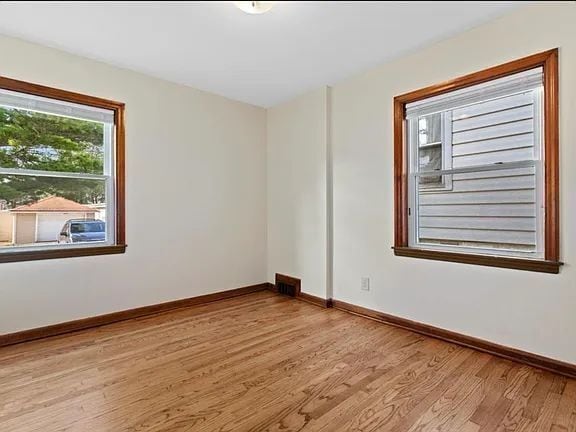 Building Photo - 3815 E Layton Ave