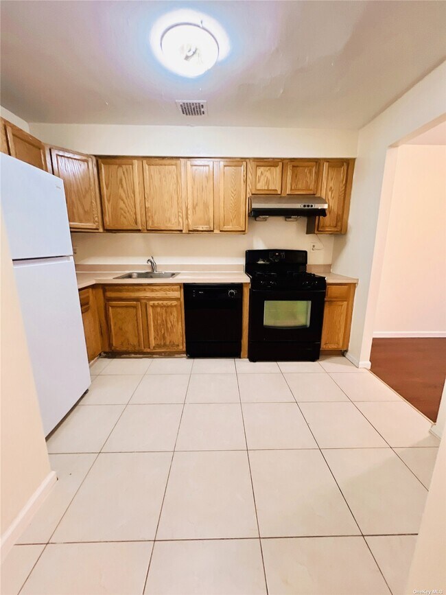 Foto del edificio - 82-11 Country Pointe Cir