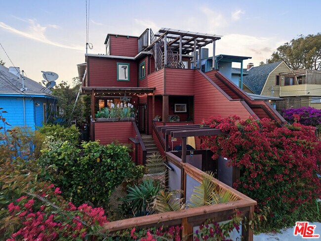 Foto del edificio - 34 Park Ave