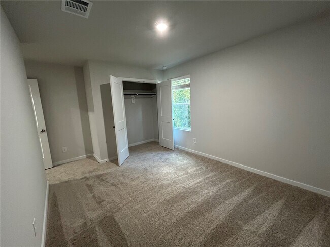 Building Photo - 7914 Alset Dr